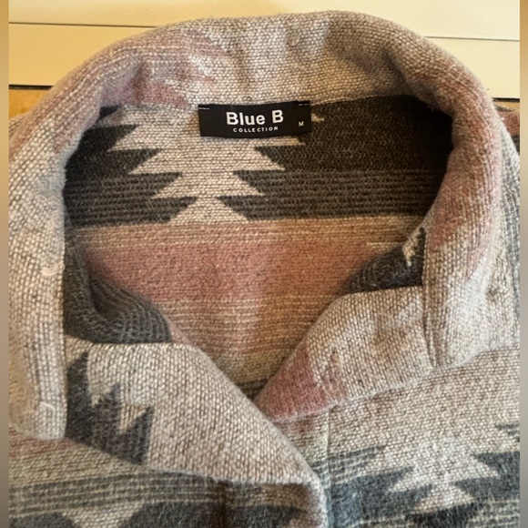 Southwestern Patterned Button-Up Jacket - Picture 5 of 10